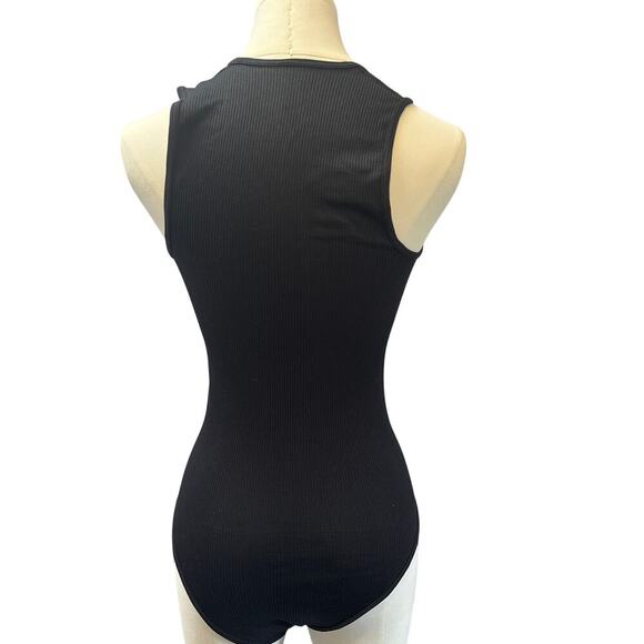 Womens Black Ribbed Sleeveless Bodysuit With Square Neck - Picture 3 of 3